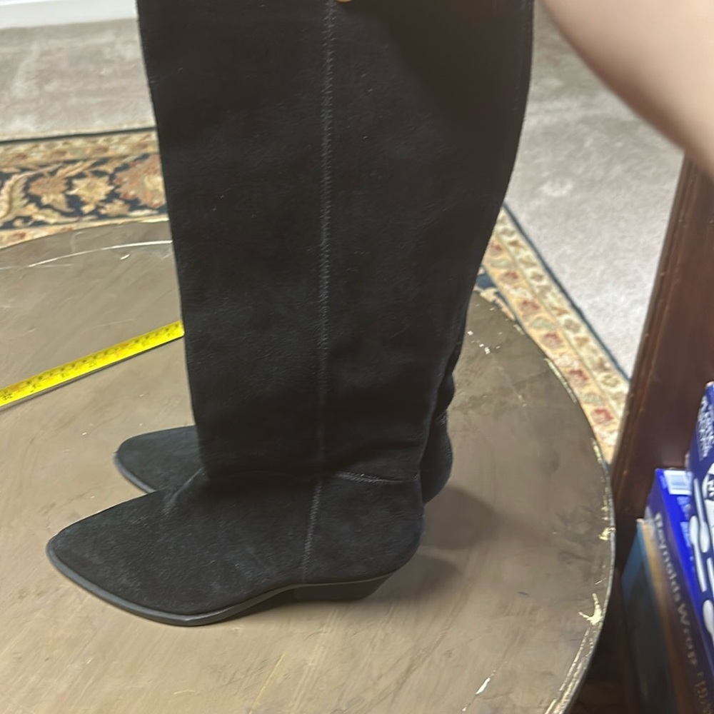 chelsea and violet black boots